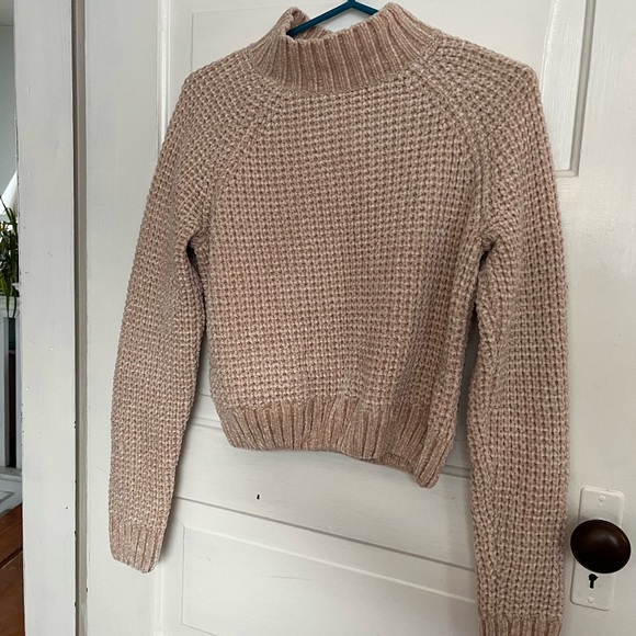 H&M oatmeal mock neck sweater - Picture 1 of 3